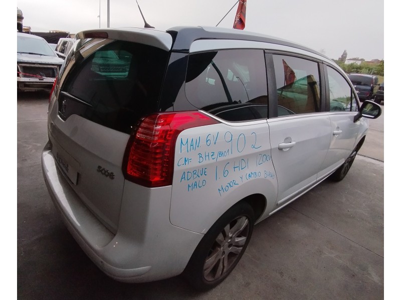 peugeot 5008 del año 2015