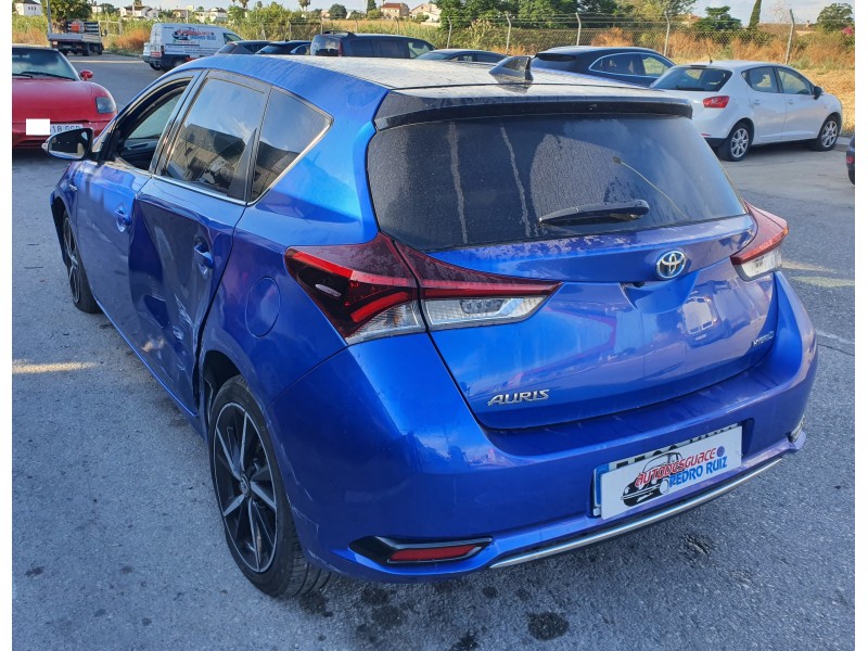 toyota auris del año 2018