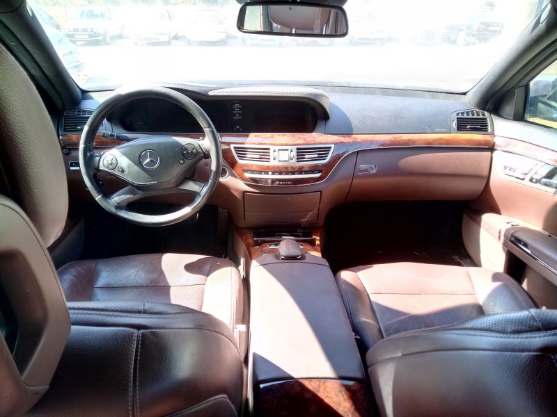 mercedes-benz clase s (w221) berlina del año 2009