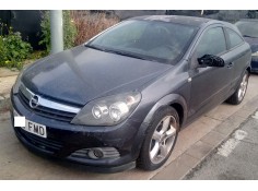 opel astra gtc del año 2004