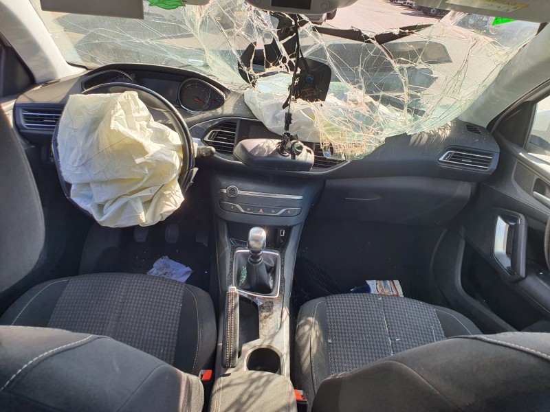 peugeot 308 sw del año 2017