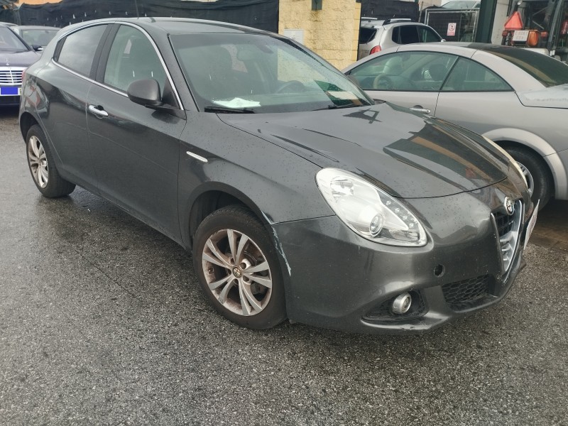 alfa romeo giulietta (191) del año 2014