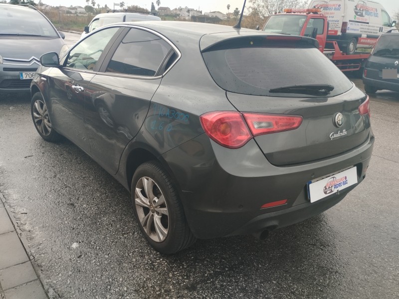 alfa romeo giulietta (191) del año 2014