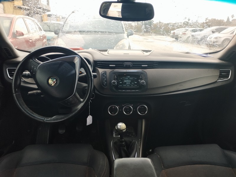 alfa romeo giulietta (191) del año 2014