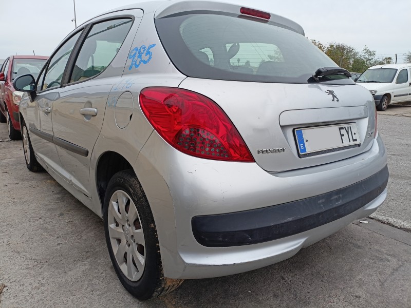 peugeot 207 del año 2007