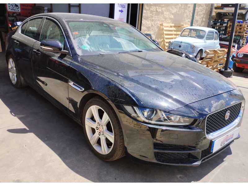 jaguar xe del año 2016