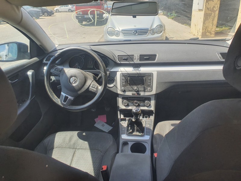 volkswagen passat lim. (362) del año 2011