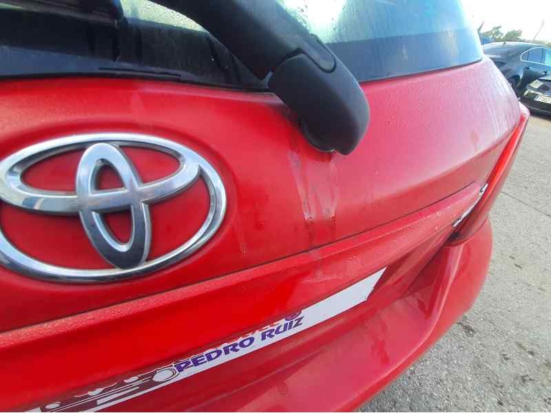 Recambio de porton trasero para toyota yaris (_p13_) 1.3 (nsp130_) referencia OEM IAM   