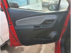 Recambio de guarnecido puerta delantera izquierda para toyota yaris (_p13_) 1.3 (nsp130_) referencia OEM IAM   