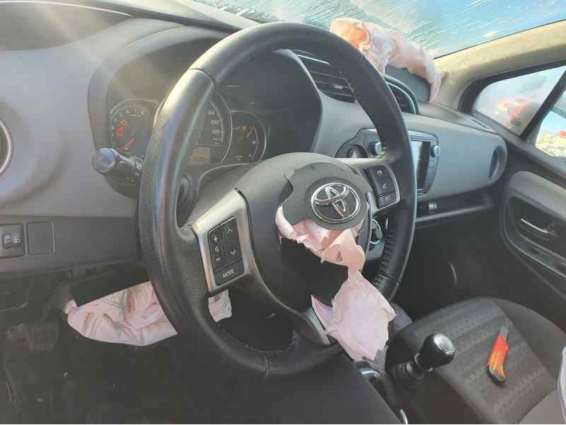 Recambio de volante sin airbag para toyota yaris (_p13_) 1.3 (nsp130_) referencia OEM IAM   