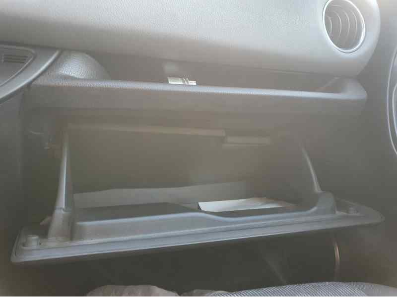 Recambio de guantera para toyota yaris (_p13_) 1.3 (nsp130_) referencia OEM IAM   