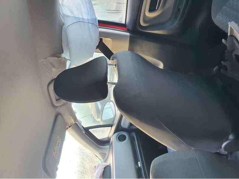 Recambio de asiento delantero derecho para toyota yaris (_p13_) 1.3 (nsp130_) referencia OEM IAM   