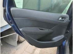 Recambio de guarnecido puerta trasera izquierda para peugeot 308 sw 1.6 thp 150 cv referencia OEM IAM   