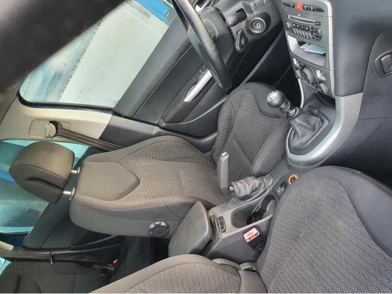 Recambio de asiento delantero izquierdo para peugeot 308 sw 1.6 thp 150 cv referencia OEM IAM   