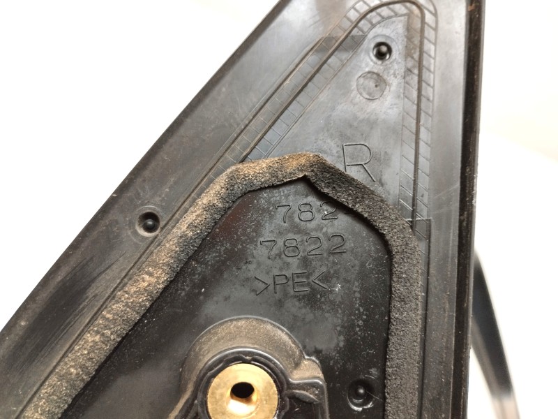Recambio de retrovisor derecho para toyota rav 4 (a2) 1.8 16v cat referencia OEM IAM 7822  