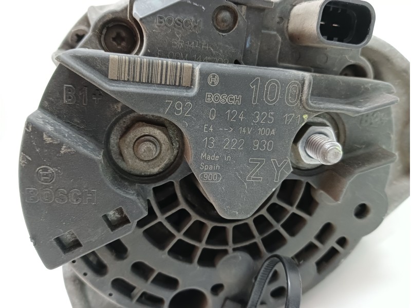 Recambio de alternador para opel corsa d limited edition referencia OEM IAM 0124325171  