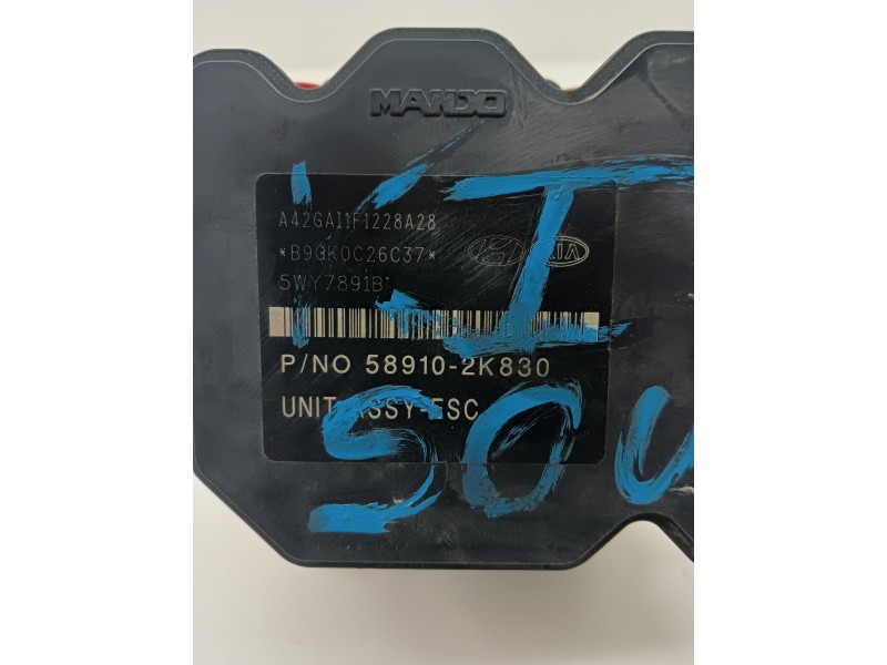 Recambio de abs para kia soul 1.6 crdi cat referencia OEM IAM 5WY7891B  