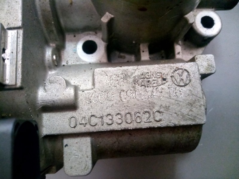 Recambio de caja mariposa para seat ibiza (kj1) 1.0 tsi referencia OEM IAM 04C133062C  