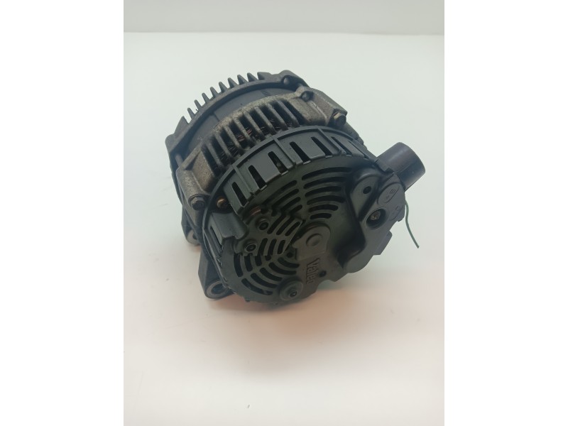 Recambio de alternador para peugeot 206 berlina 2.0 hdi cat referencia OEM IAM 2542228B  