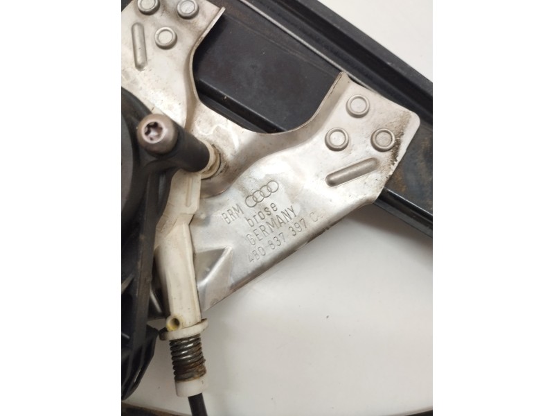 Recambio de elevalunas delantero izquierdo para audi allroad quattro (4b5) 2.5 v6 24v tdi referencia OEM IAM 4B0837397C  
							