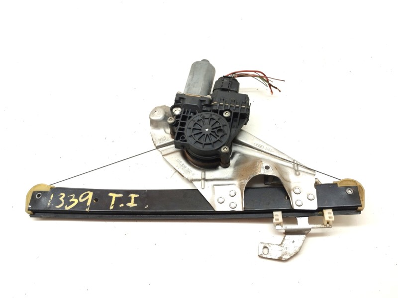 Recambio de elevalunas trasero izquierdo para audi allroad quattro (4b5) 2.5 v6 24v tdi referencia OEM IAM 4B0839397B  
							