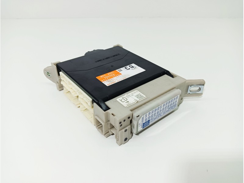 Recambio de modulo electronico para lexus gs 450h referencia OEM IAM 8922130332  