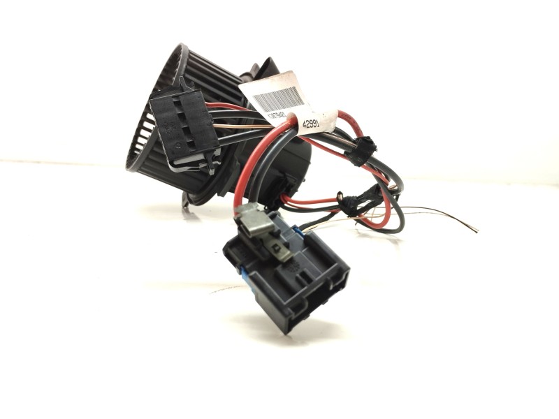 Recambio de motor calefaccion para peugeot 307 cc (s2) básico referencia OEM IAM PF2A2B9506  
							