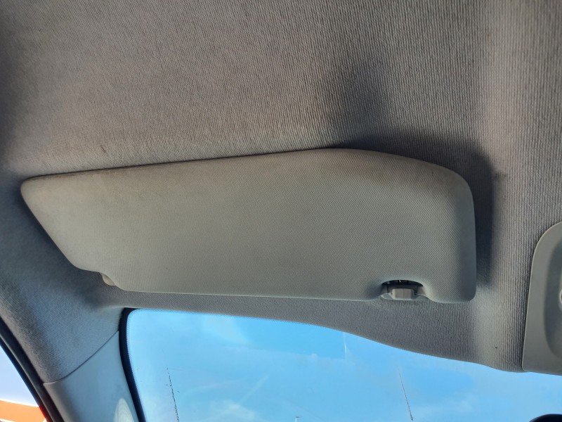 Recambio de parasol izquierdo para peugeot 208 active referencia OEM IAM   