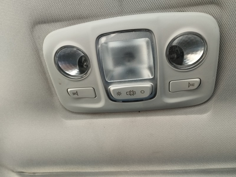 Recambio de luz interior para citroën c4 picasso 1.2 12v e-thp / puretech referencia OEM IAM   
							