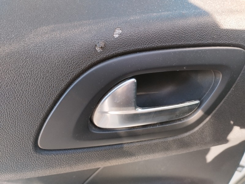 Recambio de maneta interior trasera izquierda para citroën c4 lim. 1.6 hdi fap referencia OEM IAM   
							