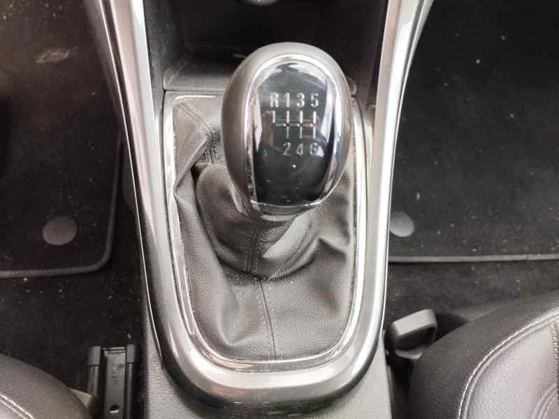 Recambio de pomo palanca cambio para opel astra j lim. 1.7 cdti 131 cv referencia OEM IAM   