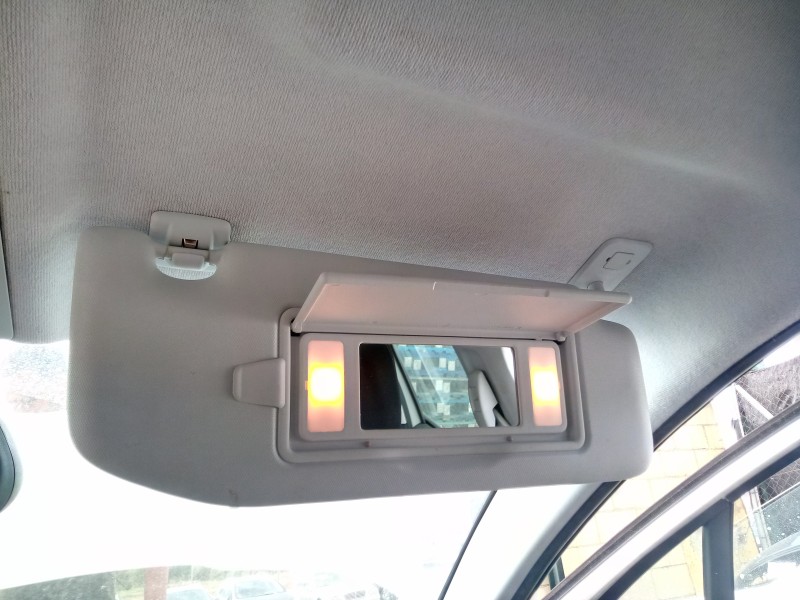 Recambio de parasol derecho para peugeot 208 1.6 16v hdi fap referencia OEM IAM   