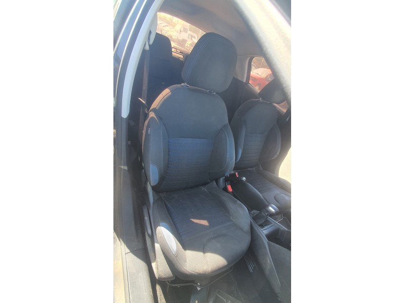 Recambio de asiento delantero derecho para peugeot 208 active referencia OEM IAM   