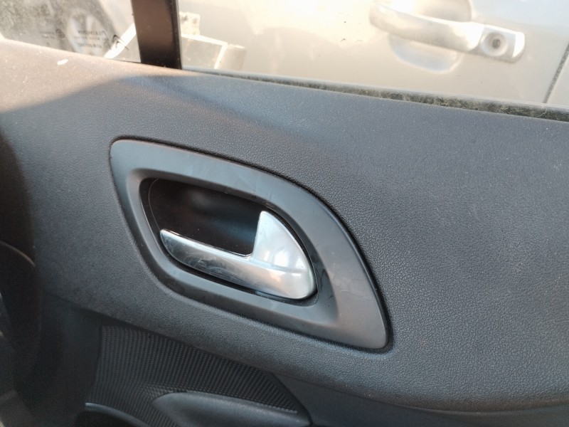 Recambio de maneta interior delantera derecha para citroën c4 lim. 1.6 hdi fap referencia OEM IAM   
							
