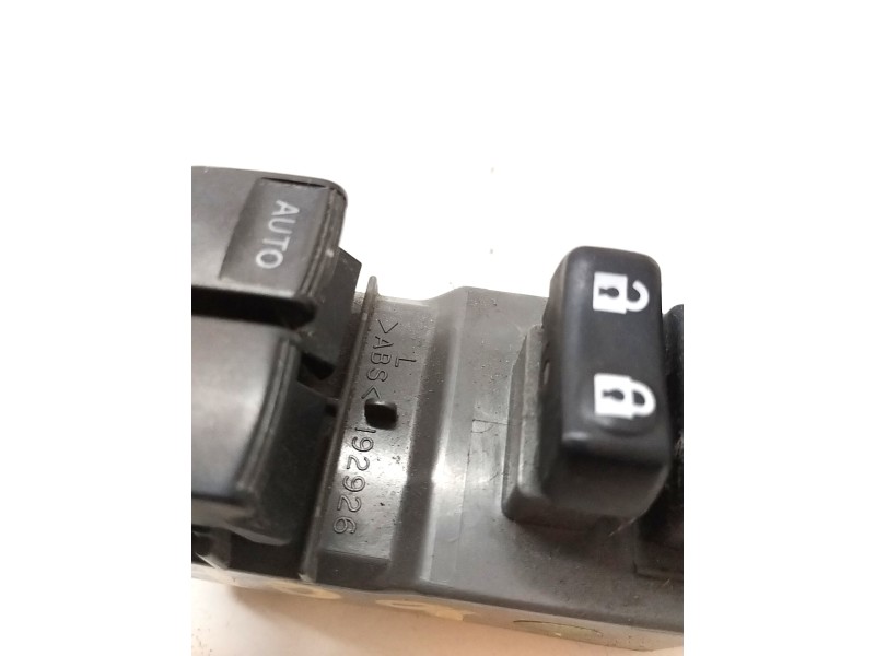 Recambio de mando elevalunas delantero izquierdo para toyota yaris 1.0 cat referencia OEM IAM 192926  