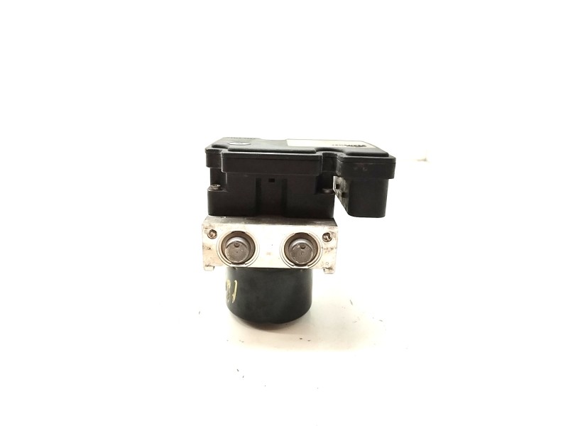 Recambio de abs para toyota yaris 1.0 cat referencia OEM IAM 445100D110  