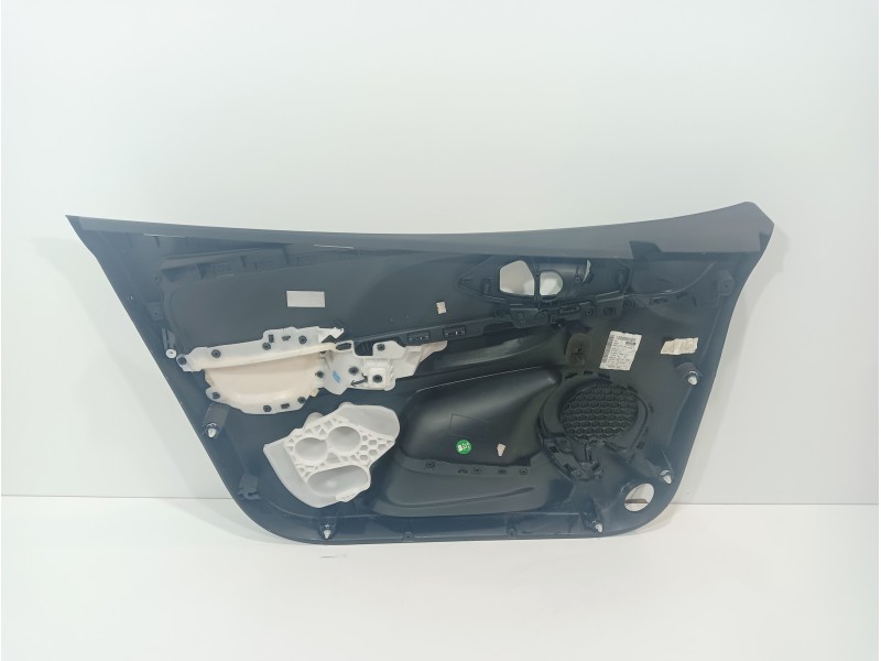 Recambio de guarnecido puerta delantera derecha para renault clio iv authentique referencia OEM IAM   