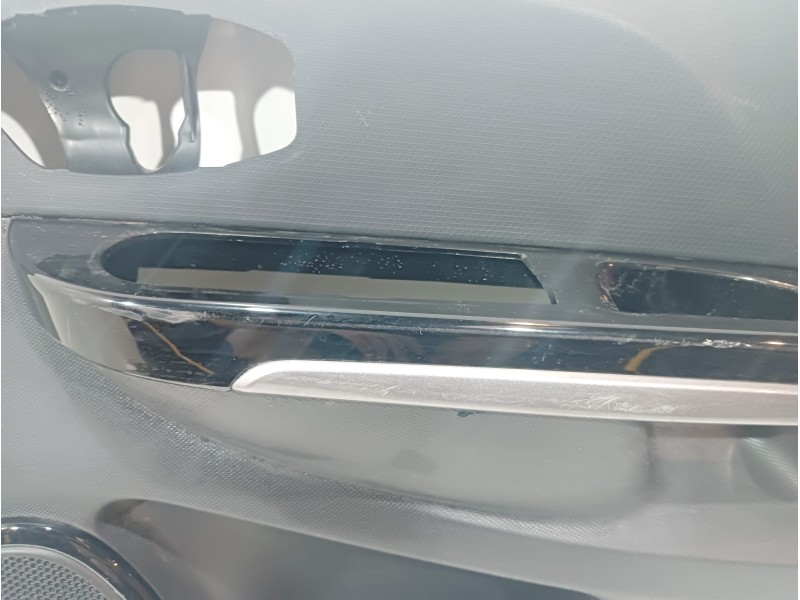 Recambio de guarnecido puerta delantera derecha para renault clio iv authentique referencia OEM IAM   