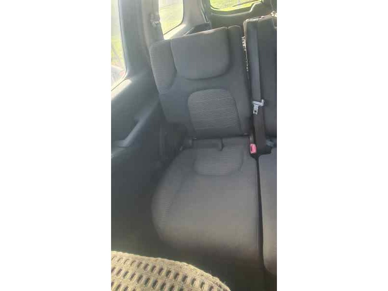 Recambio de asientos trasero derecho para nissan pathfinder (r51) referencia OEM IAM   