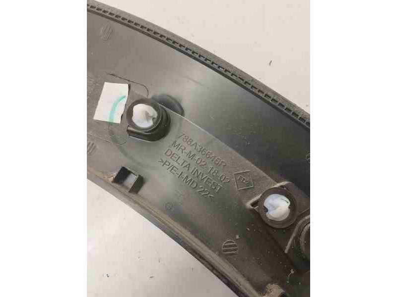 Recambio de aletin trasero izquierdo para dacia sandero iii 1.0 tce referencia OEM IAM 788A36645R  