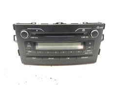 Recambio de sistema audio / radio cd para toyota auris 2.0 d-4d 126 cv referencia OEM IAM 8612002A70  