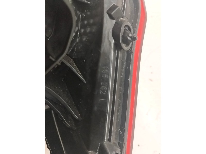 Recambio de piloto trasero izquierdo para volkswagen passat berlina (cb2) referencia OEM IAM 195262L  