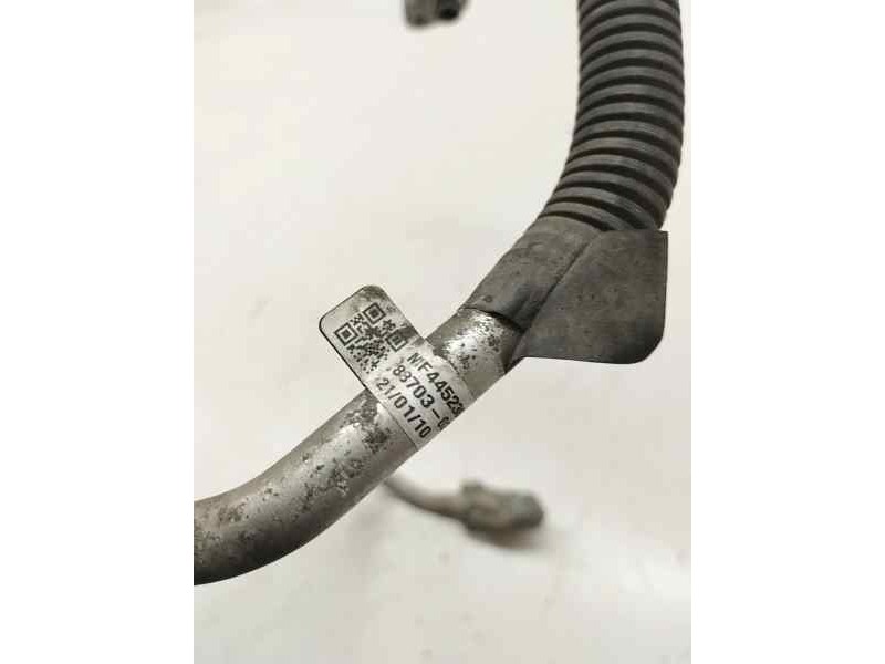 Recambio de tubos aire acondicionado para toyota auris 2.0 d-4d 126 cv referencia OEM IAM 8870302590  