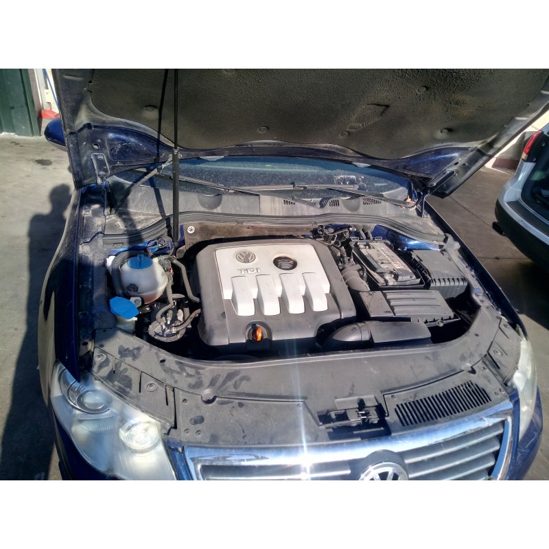 Recambio de despiece motor para volkswagen passat variant (3c5) 2.0 tdi referencia OEM IAM BKP  