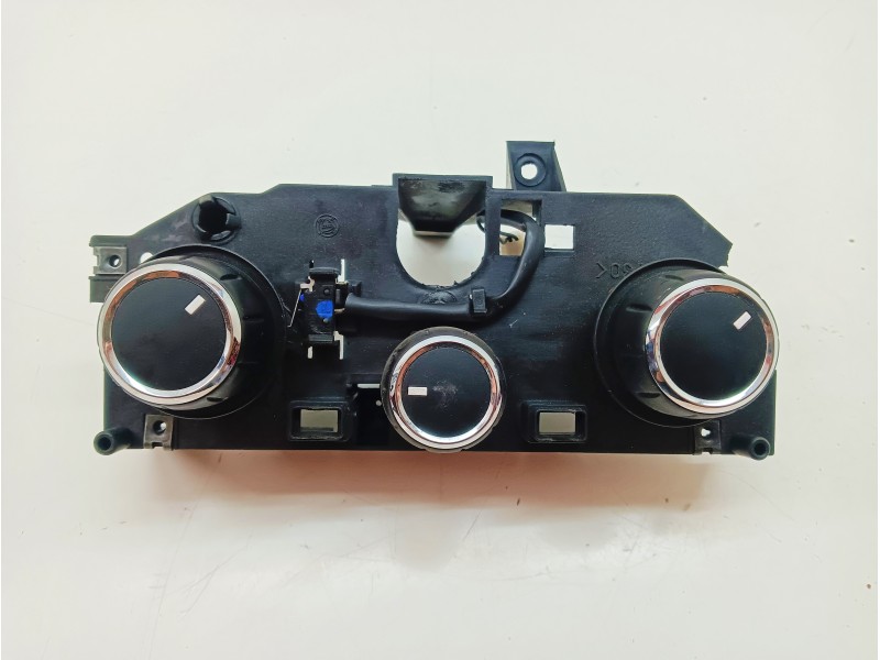 Recambio de mando calefaccion / aire acondicionado para iveco daily furgón 2.3 diesel cat referencia OEM IAM   