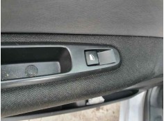 Recambio de mando elevalunas trasero izquierdo para citroën c4 grand picasso 1.2 thp 130 cv referencia OEM IAM   