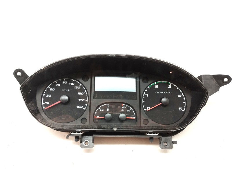 Recambio de cuadro instrumentos para iveco daily furgón 2.3 diesel cat referencia OEM IAM 555001210100  