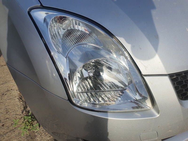 Recambio de faro derecho para suzuki swift berlina (mz) a01s referencia OEM IAM 3510062J11  