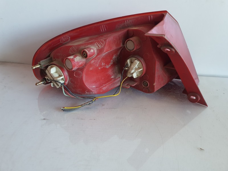 Recambio de piloto trasero derecho para chevrolet lacetti referencia OEM IAM   