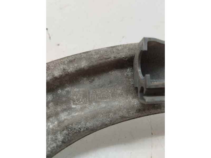Recambio de tirante trasero izquierdo para jaguar i-pace se referencia OEM IAM J9D35500A  